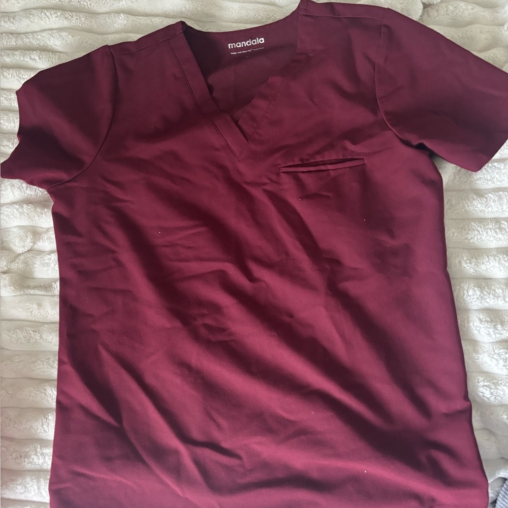 Mandala One Pocket Top Wine